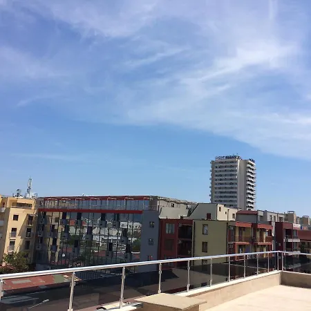 Palm Plazza Apart * סאני ביץ'