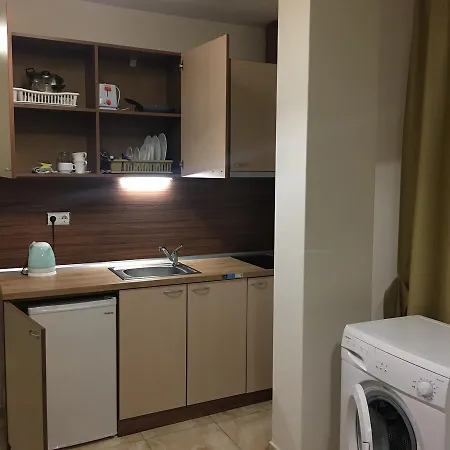 מלון דירות Palm Plazza Apart *